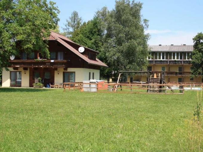 Schmautz Ferienwohnungen & Zimmer Miklauzhof Exterior photo